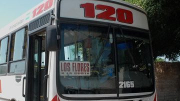 La línea 120 realizará un paro de servicios por el despido de 16 trabajadores