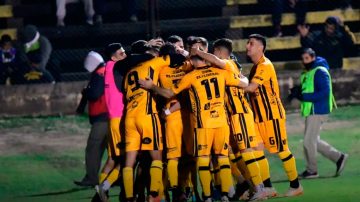 Mitre y una victoria en casa ante Brown de Adrogué que sirve para tomar aire