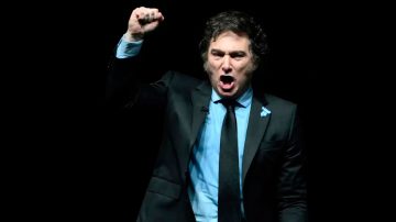 Milei podría sacar dos reformas clave por DNU si cae la Ley Bases