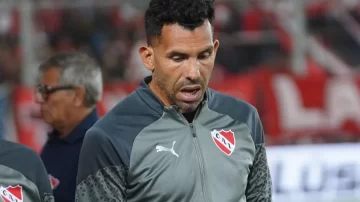 Pegó el portazo: Carlos Tevez no seguirá siendo DT de Independiente