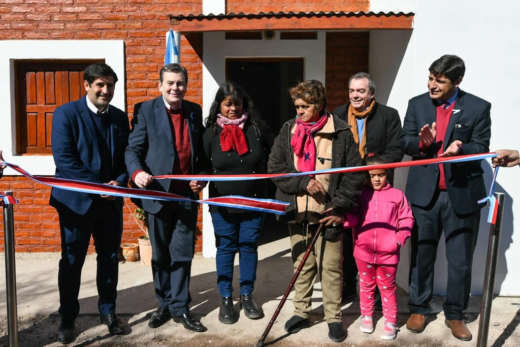 Zamora entregó 21 nuevas casas en el marco del Programa de Viviendas Sociales