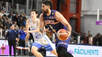 Quimsa aplastó a Peñarol y sacó boleto a semifinales