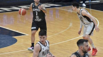 Olímpico se adelantó en la serie con una contundente victoria ante Platense
