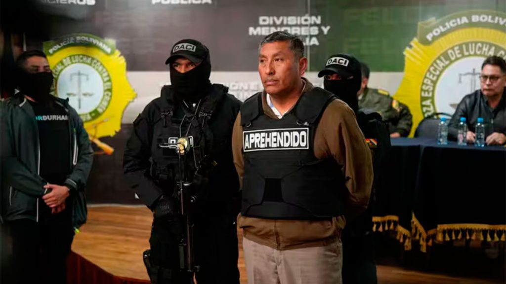 Detienen a un segundo ex jefe militar por el intento de golpe de Estado en Bolivia