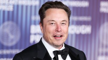 La razón por la que Musk podría prohibir los dispositivos de Apple en sus empresas