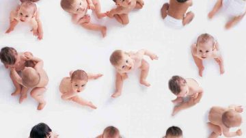 Mujer con 20 hijos de 20 padres distintos genera debate en redes: ¿negocio o irresponsabilidad?