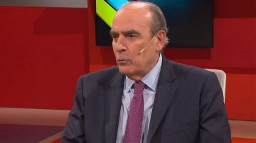 El Gobierno busca convencer a la oposición de avanzar con la privatización de Aerolíneas