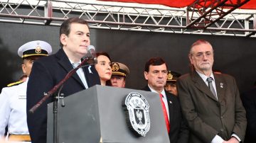 Zamora participó de los actos por el Día de la Bandera y el juramento de cadetes de policía