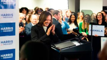 Kamala Harris alcanzó el apoyo de suficientes delegados para garantizar su nominación en el Partido Demócrata