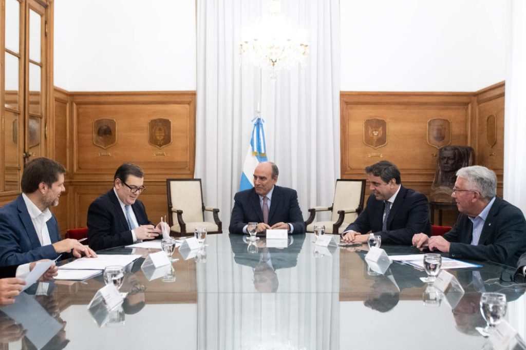 El gobernador Zamora firma convenio con Nación para reactivar obras públicas vitales
