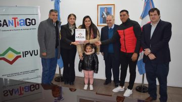 La provincia entregó 96 viviendas de una nueva etapa del barrio Mama Antula en La Banda