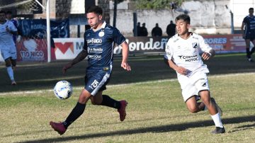 Con una muestra de carácter Sarmiento le dio vuelta el partido a Central Norte