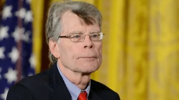 Stephen King pide que Joe Biden abandone la carrera presidencial de 2024