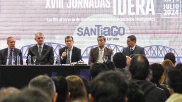 Zamora destacó “la importancia de trabajar para lograr territorios sostenibles en las XVIII Jornadas Idera