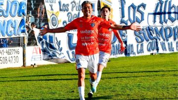 ¡Seguilo EN VIVO! Sarmiento quiere pegar primero ante Olimpo en Bahía Blanca