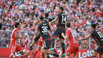 A la espera de Gallardo, River empató con Unión
