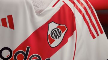 River presentó su nueva camiseta inspirada en el equipo del ’86: precios y dónde comprarla