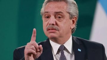 ¿Qué dicen los chats filtrados de Alberto Fernández?