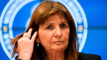 El insólito blooper de Patricia Bullrich para preguntar por el vínculo de Espert y Machado