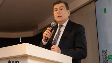 Zamora lidera el cierre del seminario BID sobre conservación del Gran Chaco Argentino