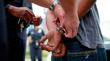 Tres miembros de un clan familiar fueron detenidos acusados de numerosos robos