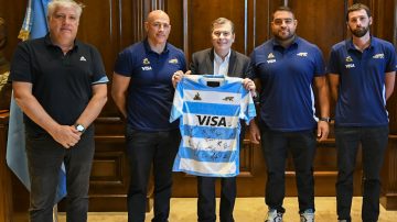 Los Pumas visitaron Casa de Gobierno y se reunieron con Zamora