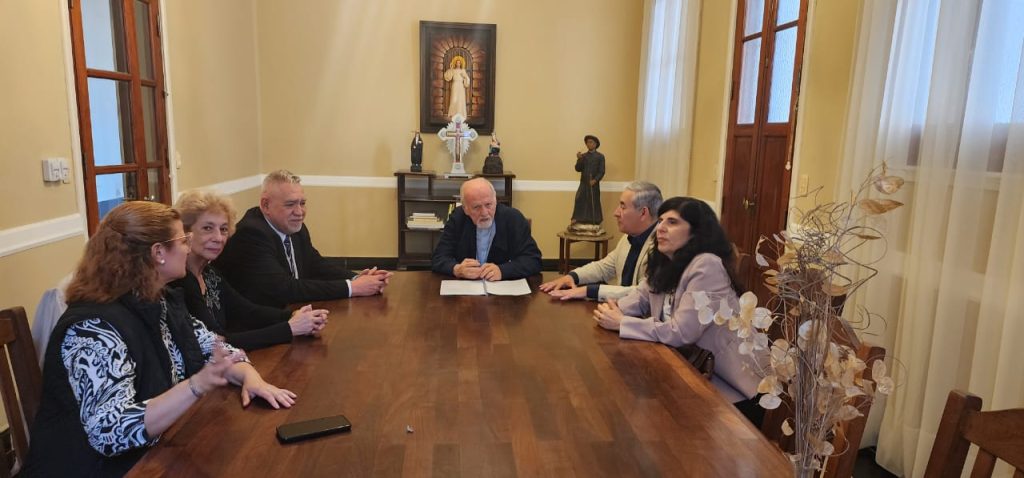 La Subsecretaría de Turismo de Capital participó de la reunión con el arzobispo Vicente Bokalic sobre una propuesta de destino religioso