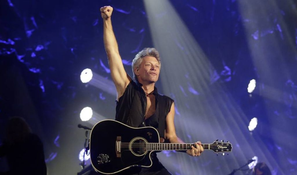 Heroico: Bon Jovi le salvó la vida a una mujer que intentó tirarse de un puente