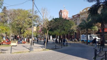 Viernes a pleno sol en la antesala de un fin de semana de mucho calor en Santiago del Estero