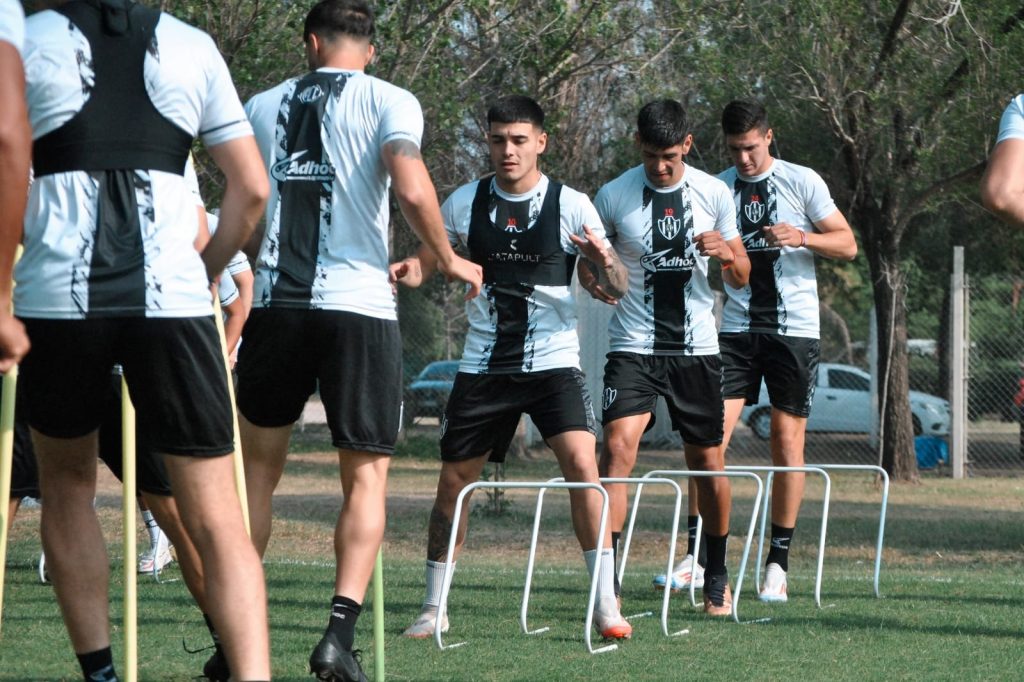 Central Córdoba buscará seguir con su racha positiva frente Barracas en el “Madre de Ciudades”