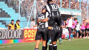 Central Córdoba sumó su tercera victoria al hilo ante Barracas Central