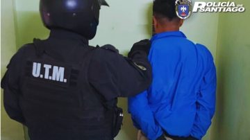 Indignante: un delincuente le arrebató la mochila con los útiles escolares a un adolescente