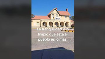 Una joven de Buenos Aires visitó Forres y quedó encantada con la ciudad: “Dejan la moto en el cordón y nadie las roba”