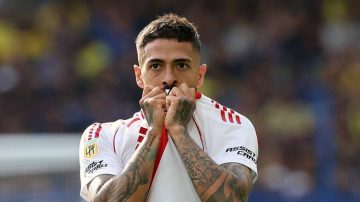 Con un final polémico en La Bombonera, River le ganó a Boca en el superclásico