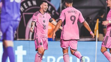 Tremendo regreso de Messi en Inter Miami: doblete y asistencia a Luis Suárez