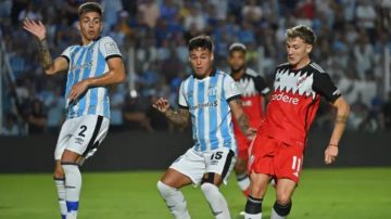 River lo dio vuelta y goleó a Atlético Tucumán
