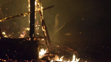 La foto del milagro de Córdoba: se incendió un santuario y la imagen de la Virgen quedó intacta