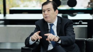 Los datos que respaldan a Zamora tras sus críticas a los recortes de Nación