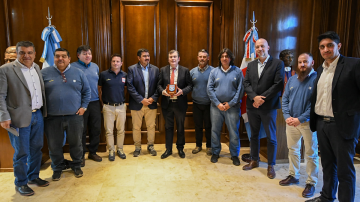 Gerardo Zamora recibió a dirigentes de la Unión Santiagueña de Rugby