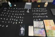 Cayó presunta red de narcomenudeo: secuestran cocaína, marihuana y más de $3,8 millones en La Banda