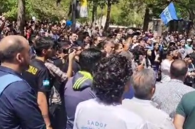 Video: El emotivo momento del himno nacional en la marcha por la defensa de la universidad pública