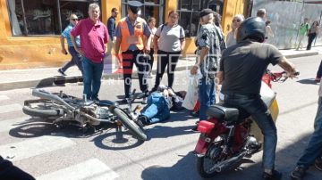 Motociclista resultó herido en un accidente de tránsito en pleno centro de la Capital