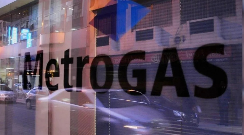 YPF anunció la venta de su participación en Metrogas