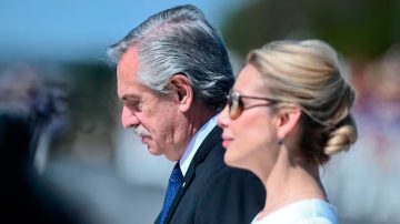 Nuevas filtraciones de chats con  Fabiola Yañez comprometen a Alberto Fernández