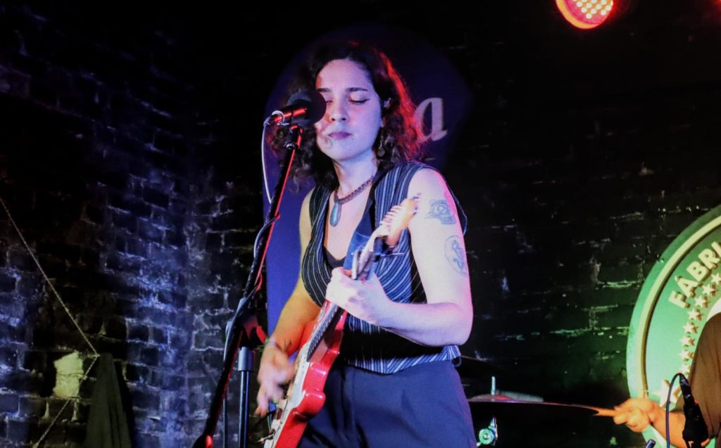 Fernanda Legname presenta su primer EP “Niña Lobo” con un espectáculo único en El Observatorio