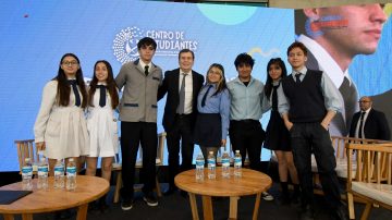 Gerardo Zamora abordó el drama de la ludopatía con estudiantes