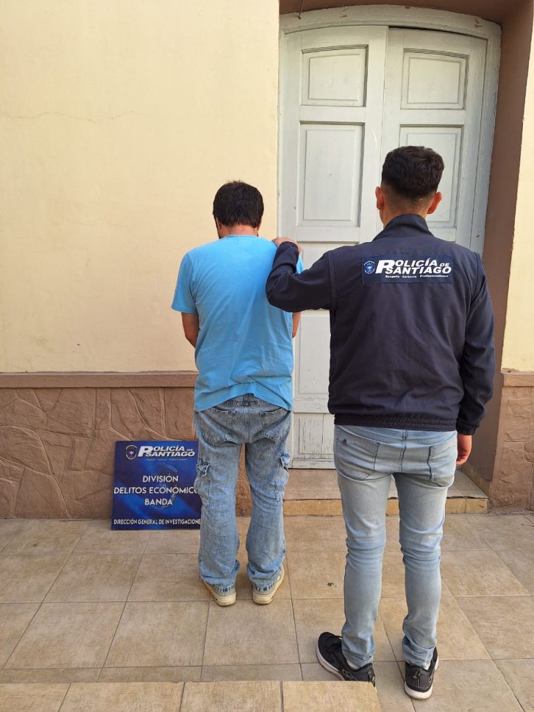 Atrapan a un joven que vendía vehículos robados: estafó a varias personas de Santiago y otras provincias