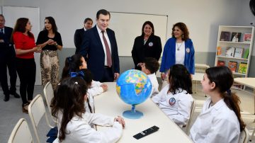 Avanza la obra pública en Robles: dos nuevos hospitales, polideportivo con natatorio y modernización de escuelas