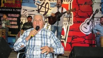 Dolor en las redes por la muerte de Armando Santillán