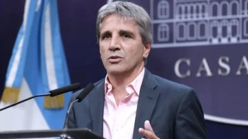 Luis Caputo: “Nos sigue preocupando la inflación”